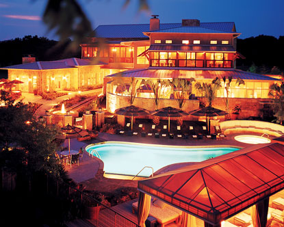 File:Lake-austin-spa-resort.jpg